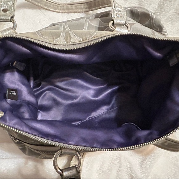 Coach Poppy Signature Gray silver Canvas Leather Trim zipper tote shoulder bag - Picture 5 of 15